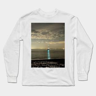 Boat in sea grey scale Long Sleeve T-Shirt